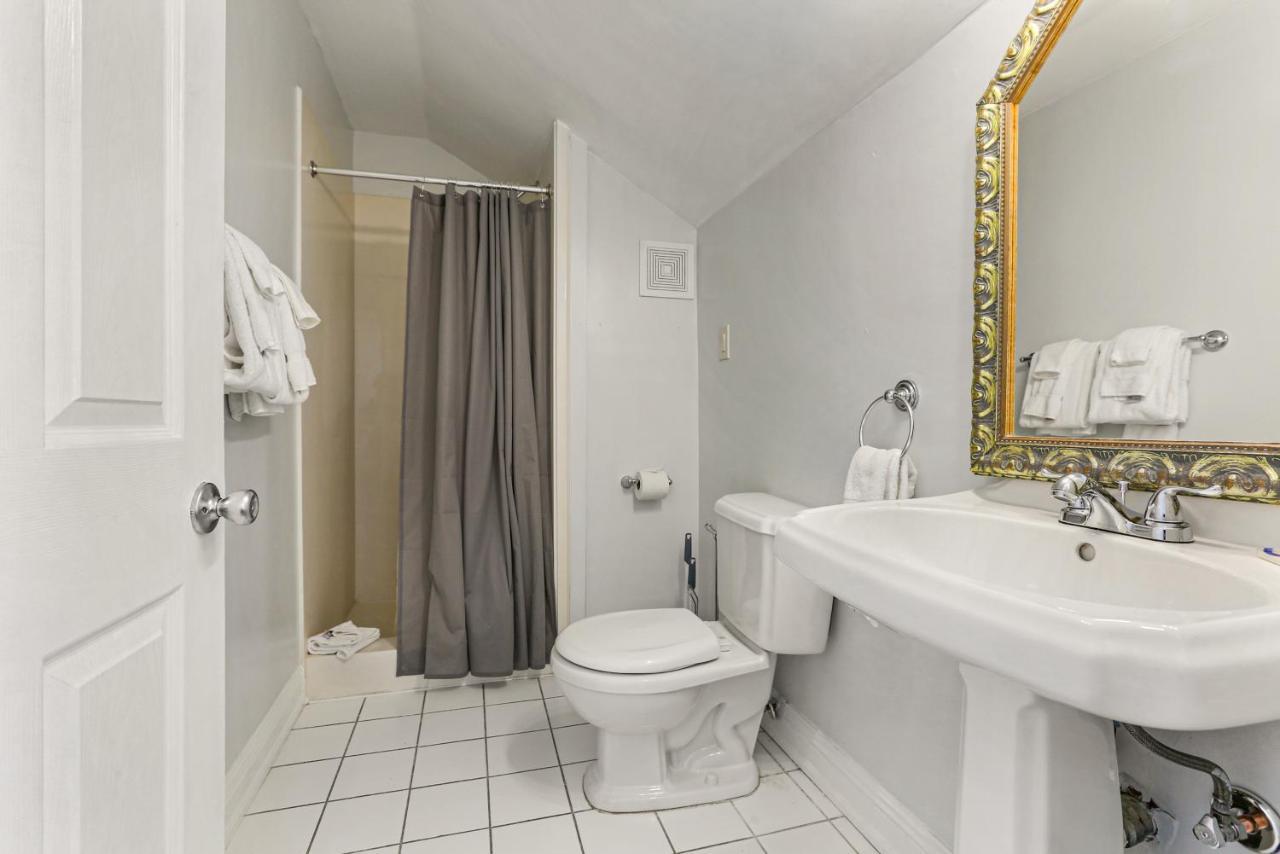 Newly-renovated Comfortable Near Nola Hot Spots * Nueva Orleans
